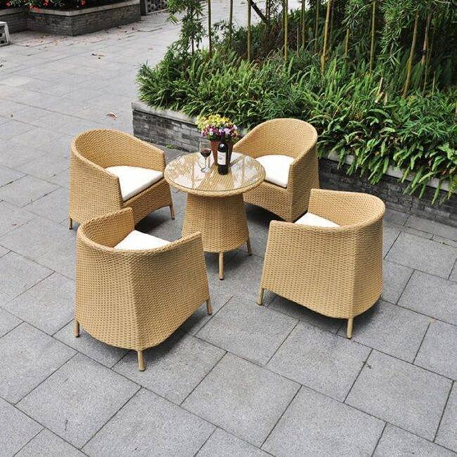 5 Piece Rattan Patio Conversation Set (Beige/White)