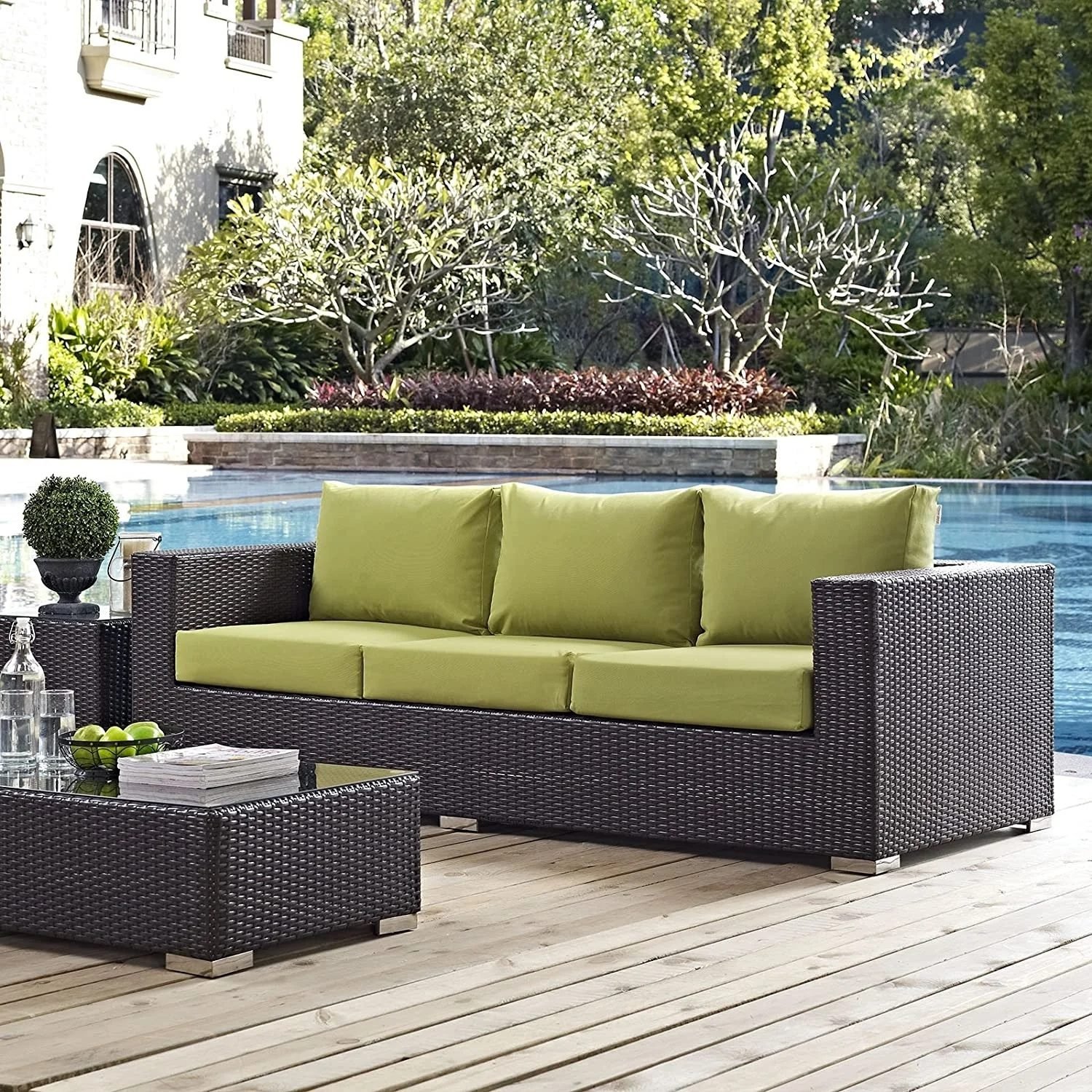 Dark Brown 3-Seater Wicker Rattan Patio Sofa & Green Cushions