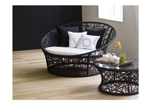 Black & White Wicker Round Daybed Set - Image 3