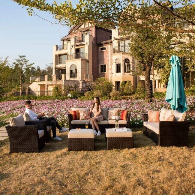 DEVOKO Outdoor Wicker Sectional Set (Dark Brown/Cream) - Image 5