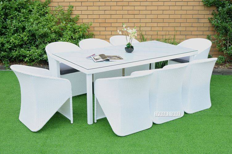 8 Seater Wicker Outdoor Dining Set With Cushion And Table(White & Dark Grey) Table Without Glass Top