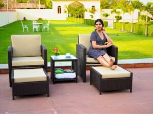 5 Piece Patio Wicker Chair and Ottoman Set (Dark Brown & Cream)
