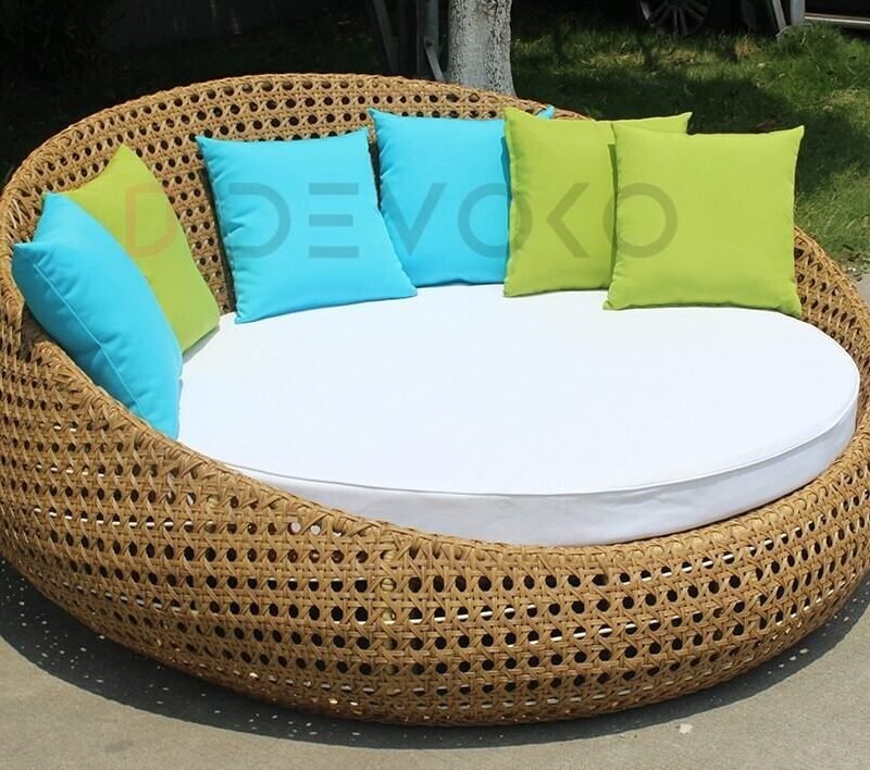 Honey Wicker Round Daybed: Unique Outdoor Furniture Set - Image 3